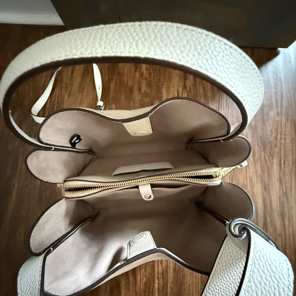 Kate Spade purse - Picture 7 of 8
